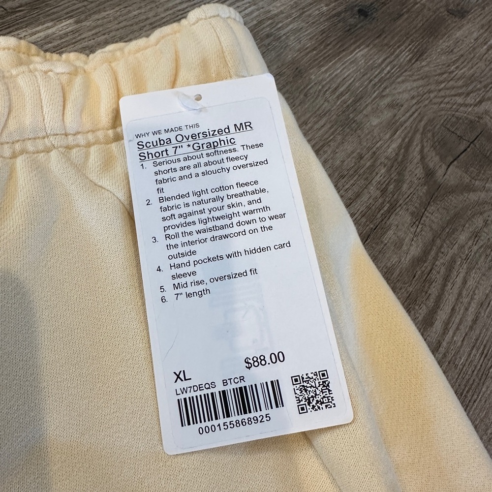NEW with tags! Lululemon Scuba Mid-Rise Oversized Short 7"  Butter Cream XL - Picture 3 of 8
